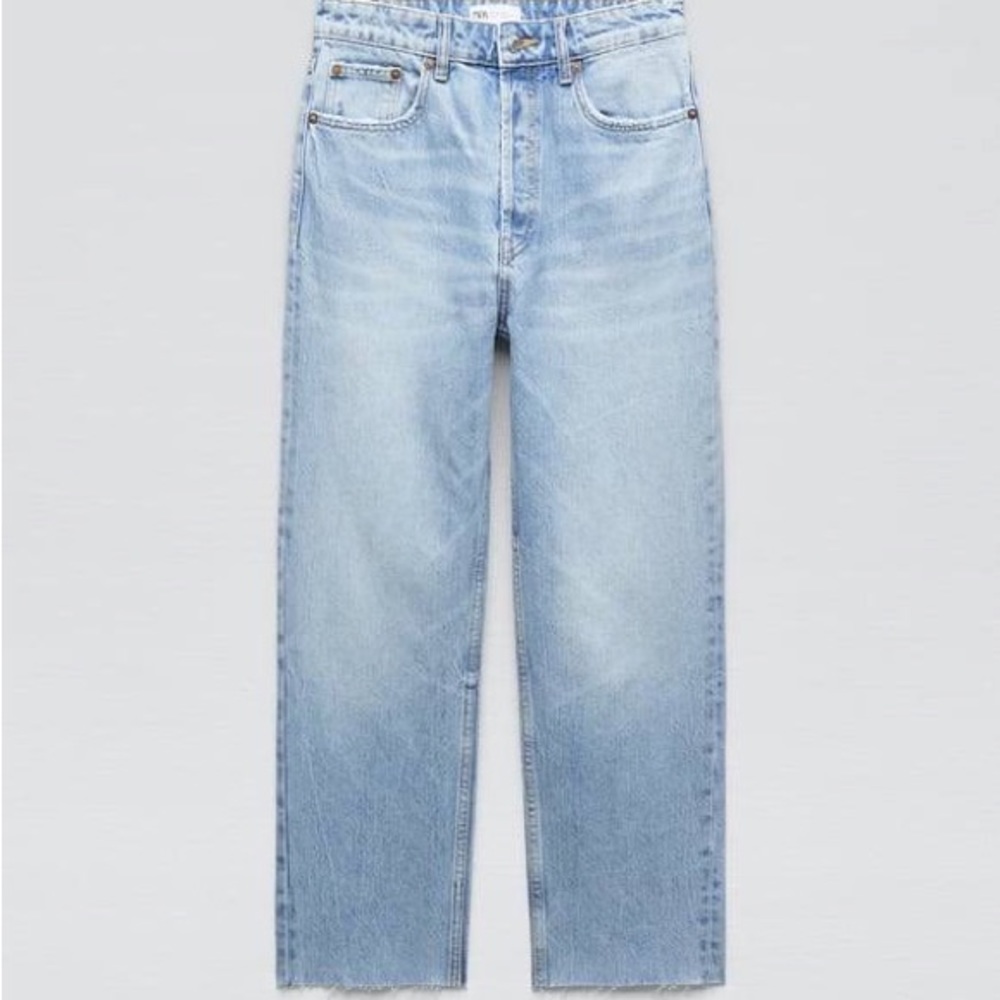 Zara the 90’s wide leg jeans. 7223/042/400